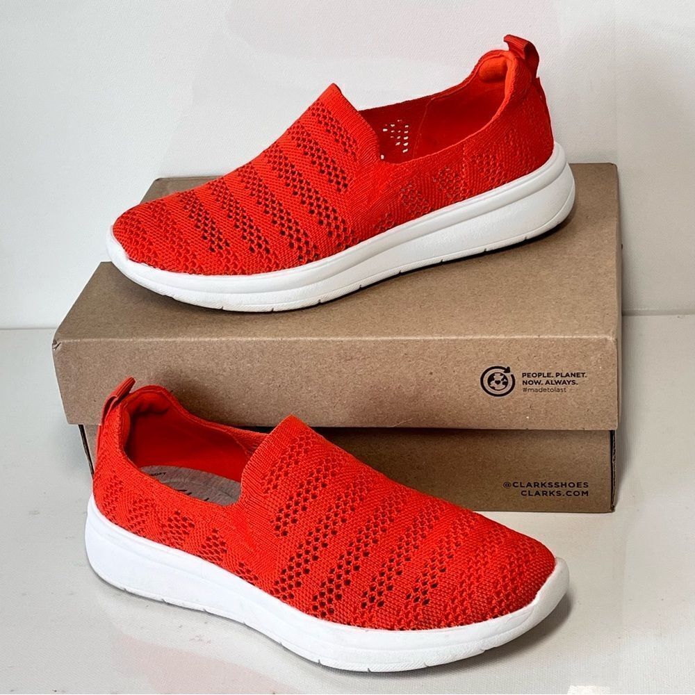 Clarks Cloudsteppers Ezera Path Perforated Knit Slip-Ons - Picture 4 of 6